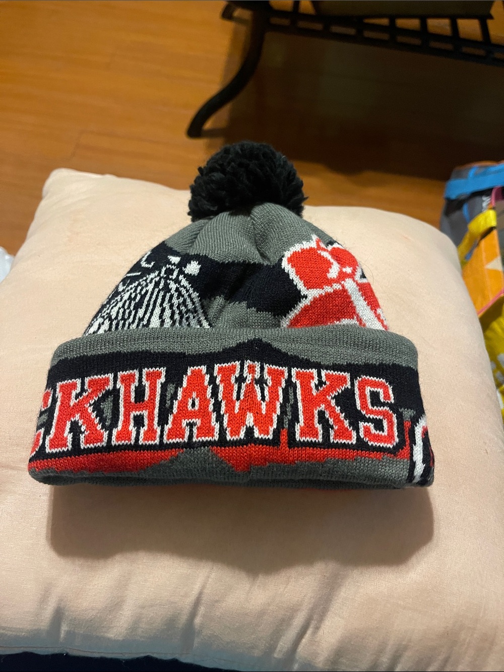 NHL Black, Gray & Red Kids Pom Knit Beanie - KHAWKS